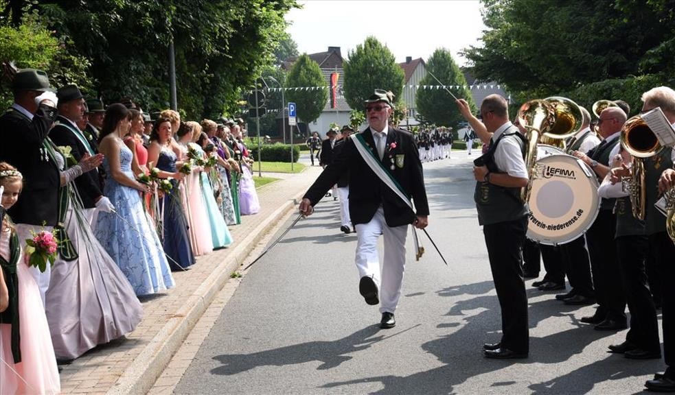 982416428 schuetzenfest deiringsen R8a7