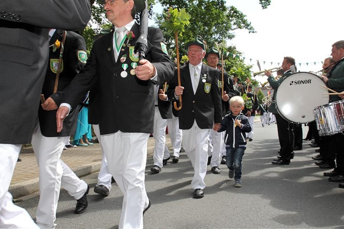 1250400989 bruegaleriesfdeiringsen 22 QNBG