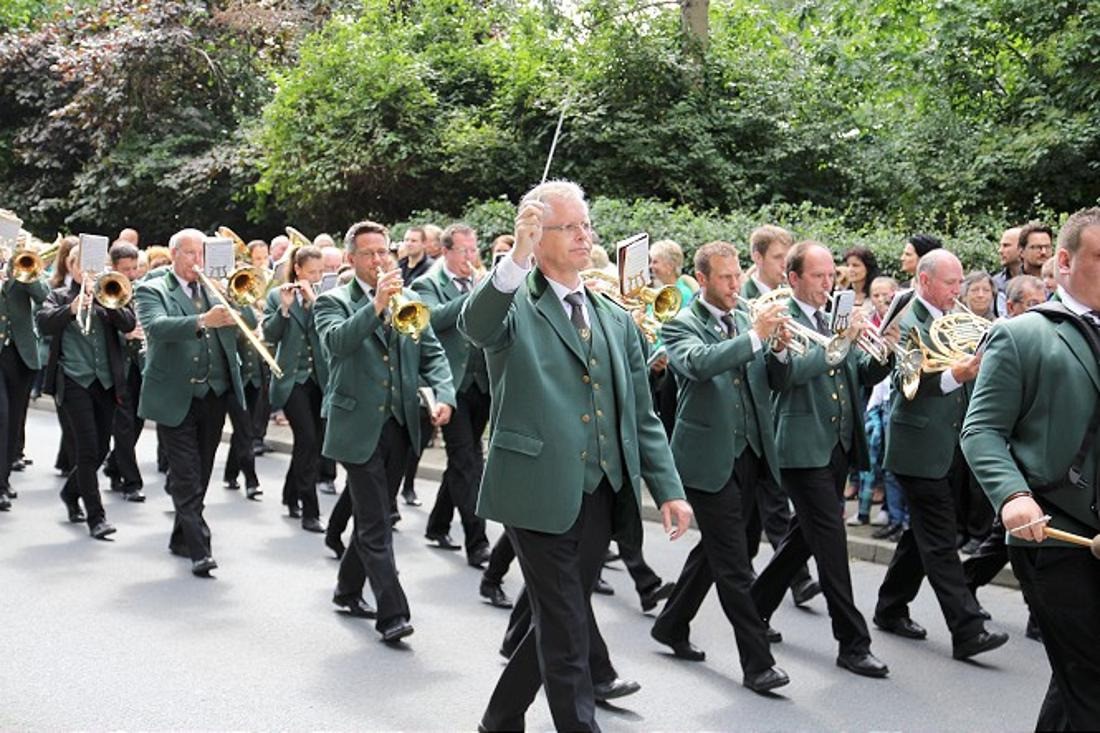 1915833048 bruegaleriesfdeiringsen 32 Q9BG