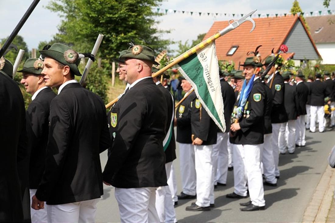 878243379 bruegaleriesfdeiringsen 33 Q2BG