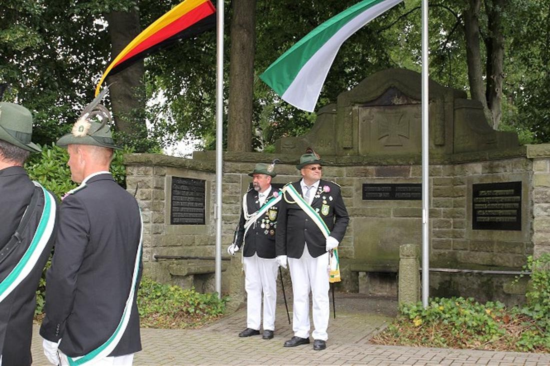 2022038828 bruegaleriesfdeiringsen Q7BG