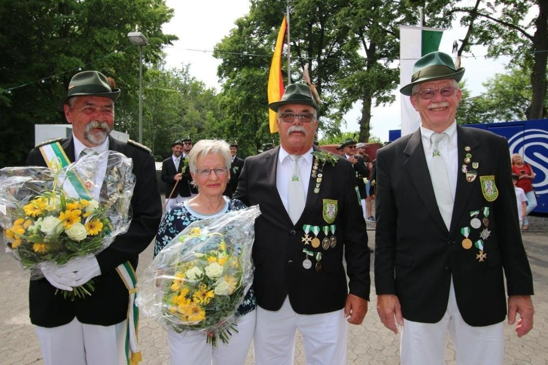 32053953 schuetzenfest in deiringsen 2023 Q0BG